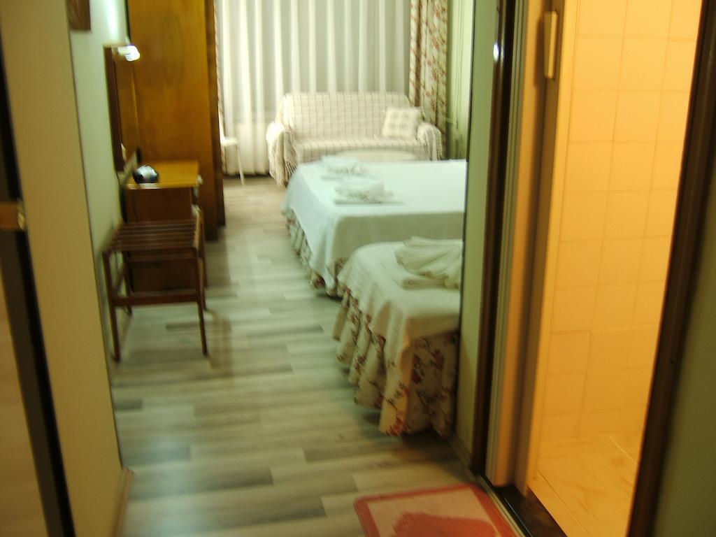 דידים Yildirim Hotel חדר תמונה